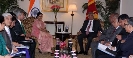 External_Affairs_Minister_of_India_meeting_with_Hon._Ranil_Wickremesinghe_Prime_Minister_of_Sri_Lanka_in_New_Delhi_September_15_2015_2